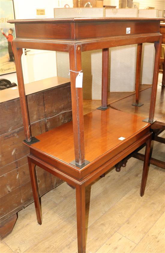 A pair of rectangular topped mahogany tables, W.92cm